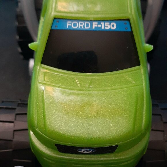 Ford F150 Green Monster Truck Toy w/Extended Exhaust Pipes - Plastic - Fun Play! - Picture 2 of 11